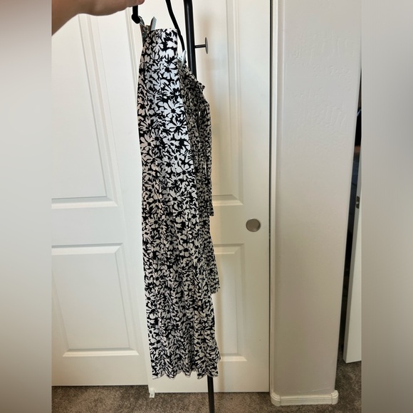 Lark + Grey TIERED RUFFLE MIDI SKIRT w/a side half belt to make a side bow/knot - Picture 5 of 8